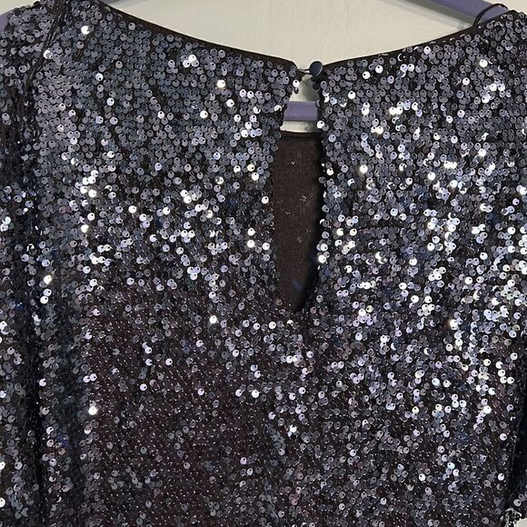 Cache Cold Shoulder Sequin Dress - Picture 7 of 8